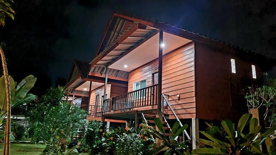 Pasanchai Bungalow Vang Vieng Luaran gambar