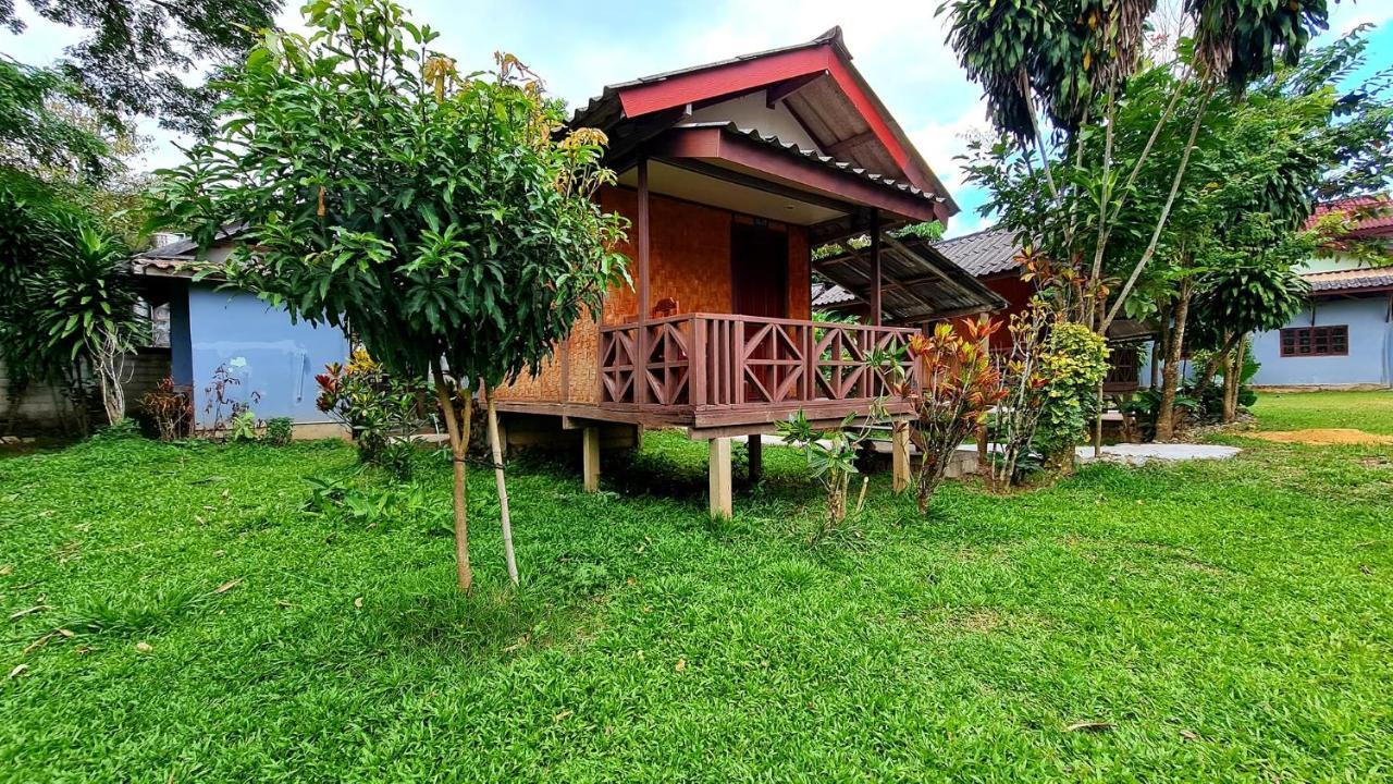 Pasanchai Bungalow Vang Vieng Luaran gambar