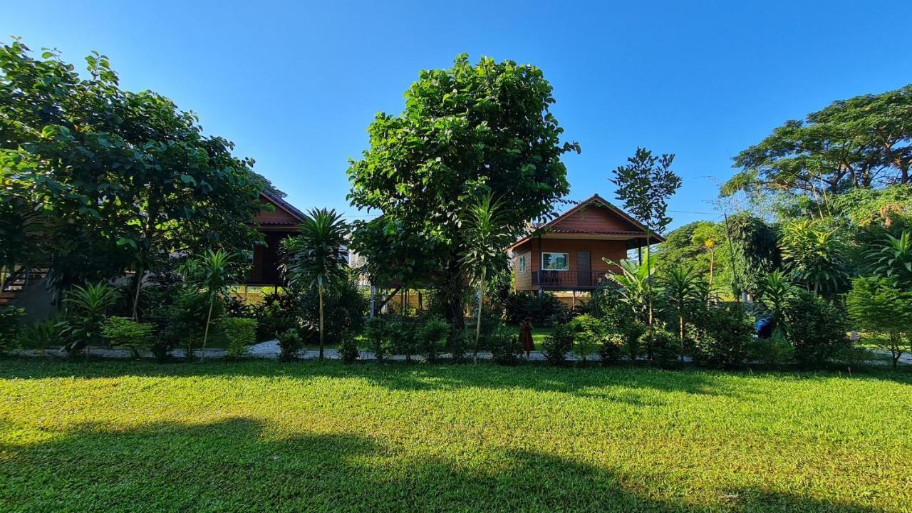Pasanchai Bungalow Vang Vieng Luaran gambar
