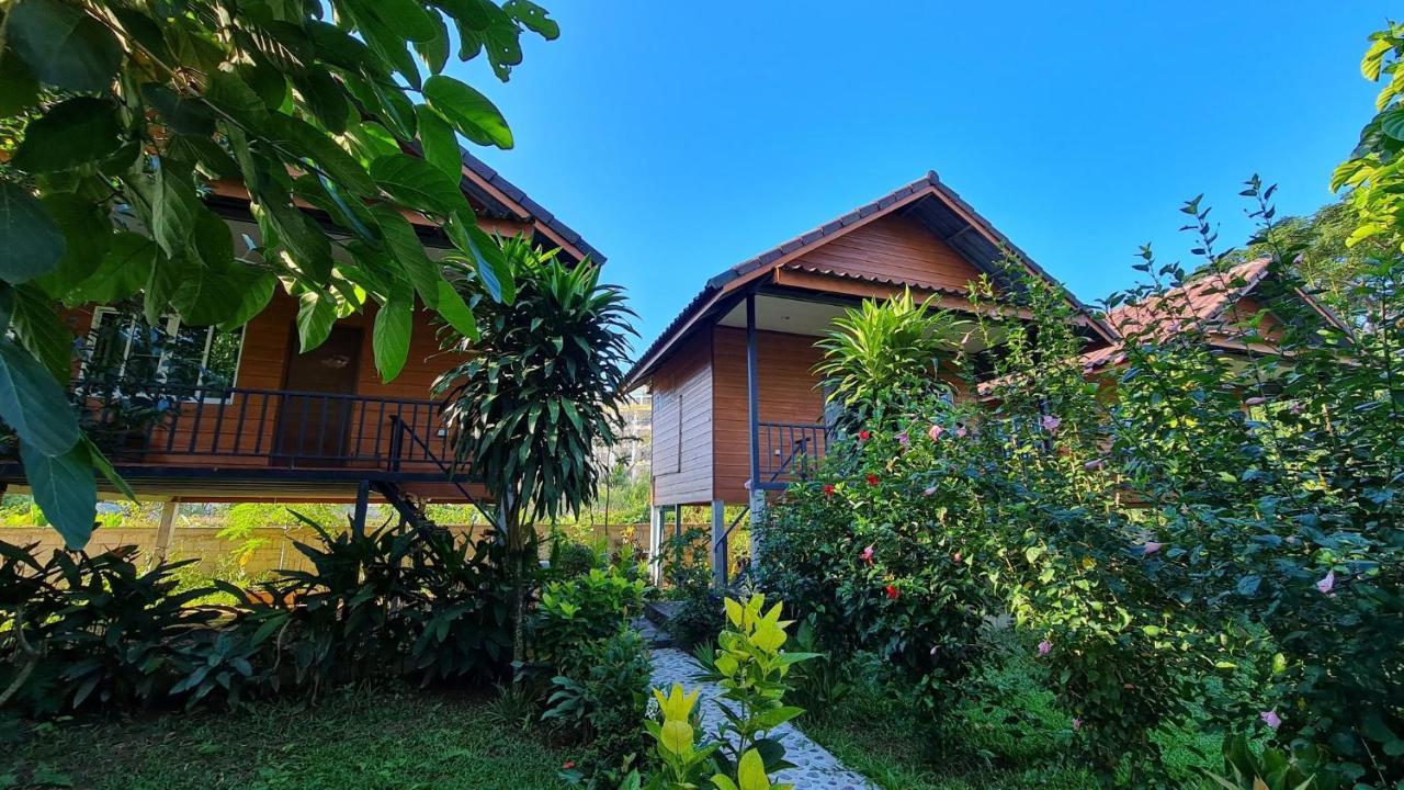 Pasanchai Bungalow Vang Vieng Luaran gambar