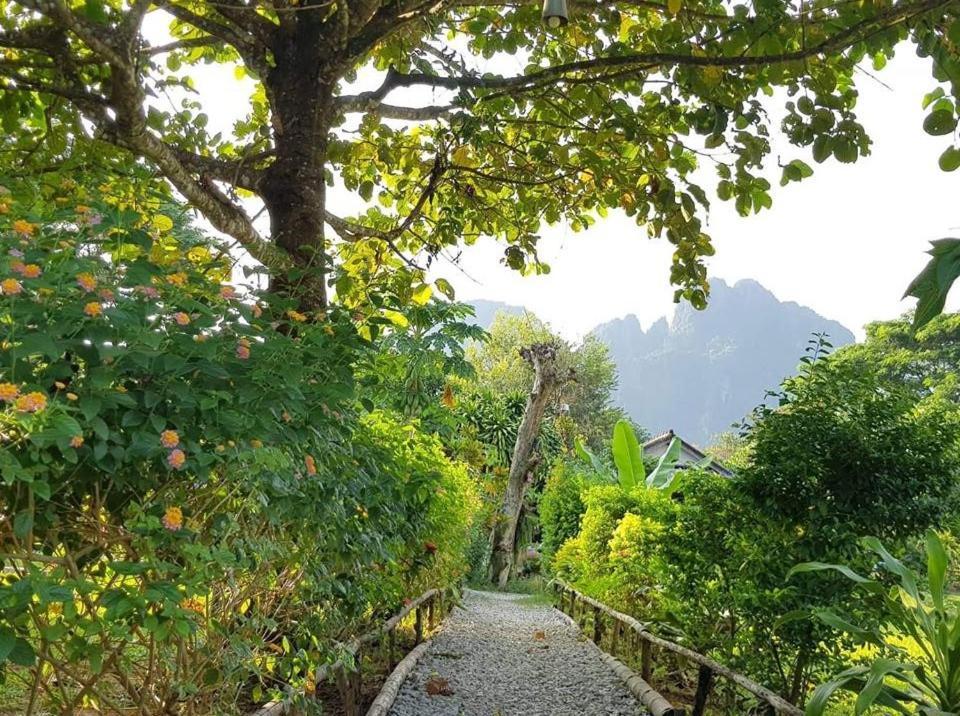 Pasanchai Bungalow Vang Vieng Luaran gambar