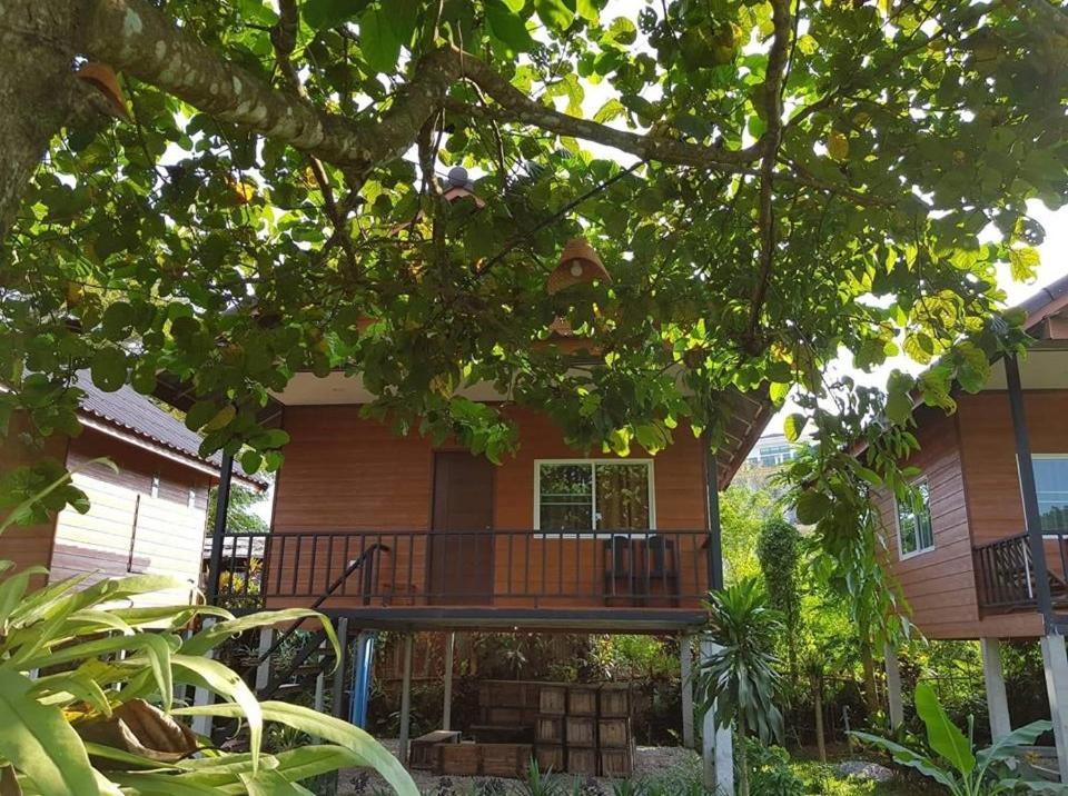 Pasanchai Bungalow Vang Vieng Luaran gambar