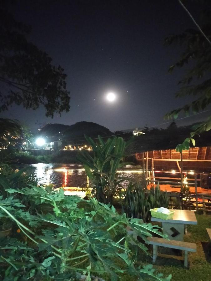 Pasanchai Bungalow Vang Vieng Luaran gambar